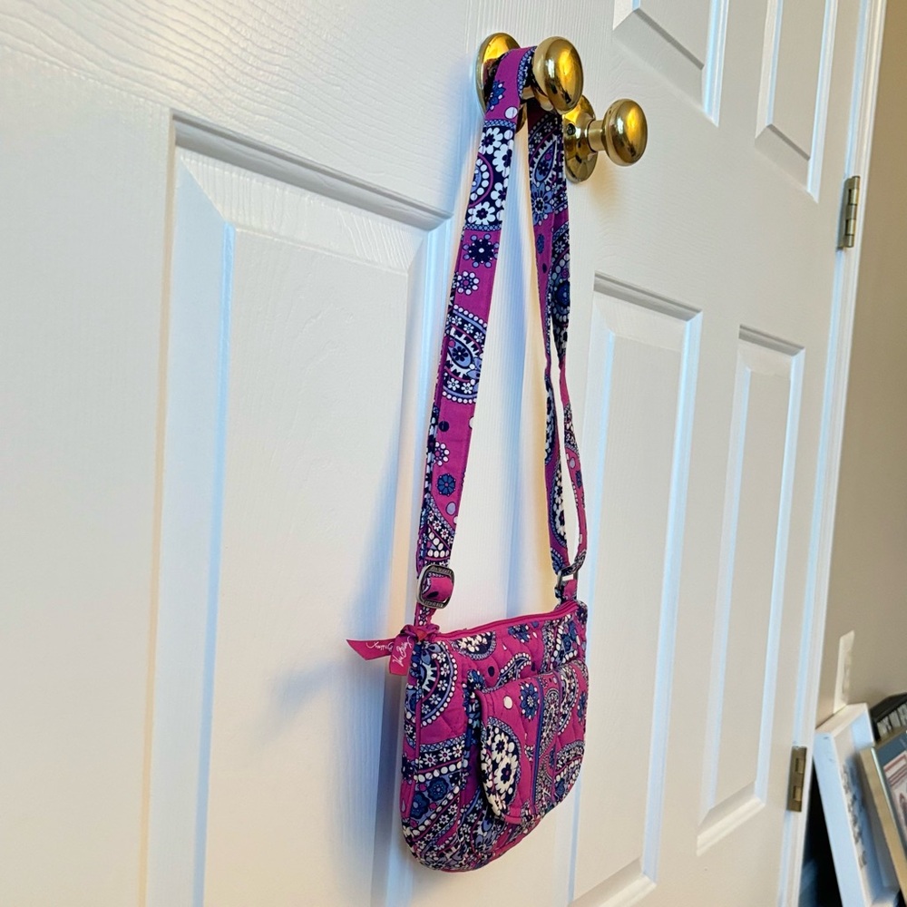 VERA BRADLEY Lizzy Boysenberry Crossbody Purse Organizer Wallet Handbag Pink - Picture 4 of 14